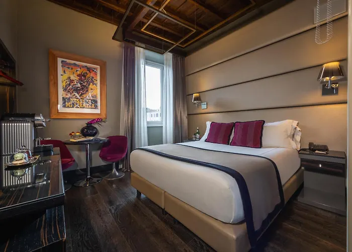 Maison Torre Argentina 4* רומא